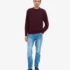 Camiseta de cuello redondo oversize de lana merino - Rojo sangre de buey
