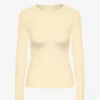Camiseta de manga larga con cuello acanalado orgánica para mujer - Amarillo suave