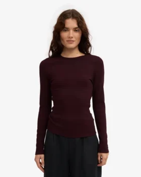Camiseta de manga larga con tejido acanalado orgánica para mujer – Rojo sangre de buey