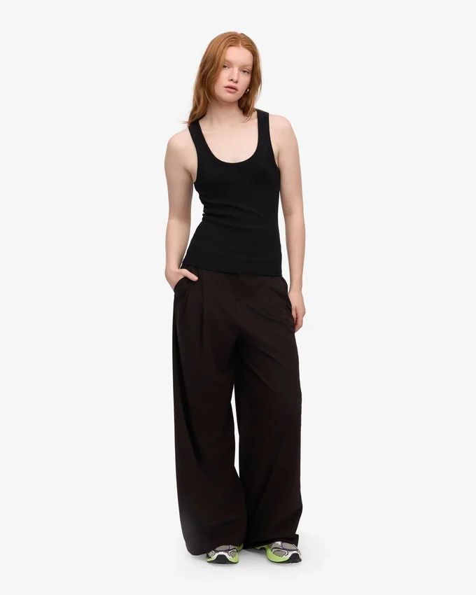 Camiseta de tirantes de canalé orgánica para mujer - Negro intenso