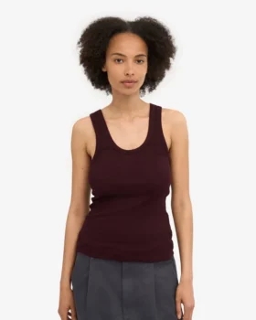 Camiseta de tirantes de punto acanalado orgánica para mujer – Rojo sangre
