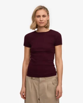 Camiseta orgánica de canalé – Rojo sangre