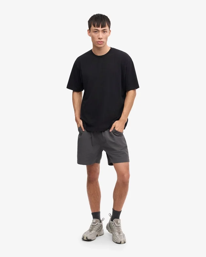 Camiseta orgánica de corte holgado - Negro intenso