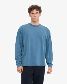 Camiseta orgánica de manga larga oversize – Índigo descolorido