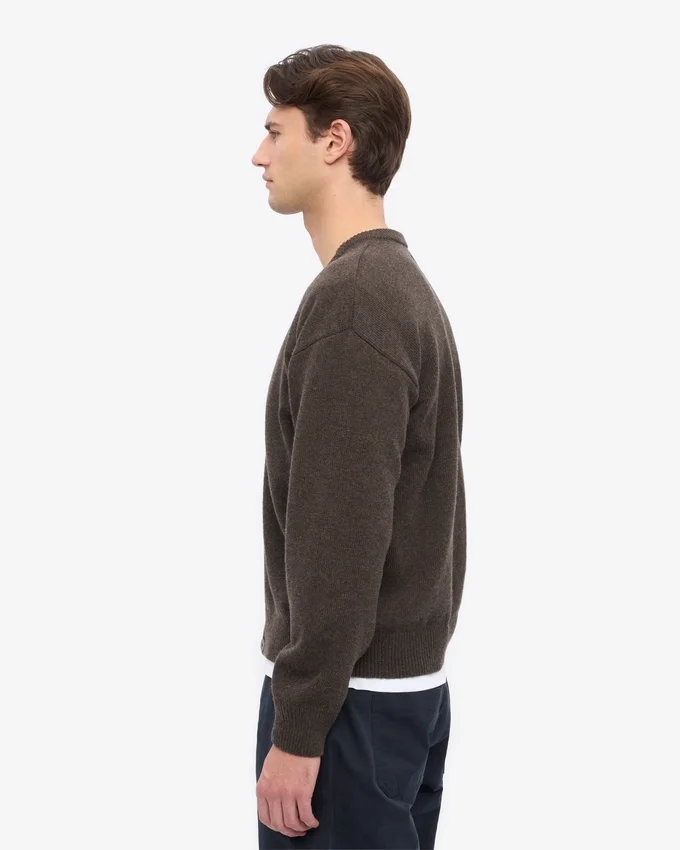 Cardigan de lana merino con cuello en V - Marrón café