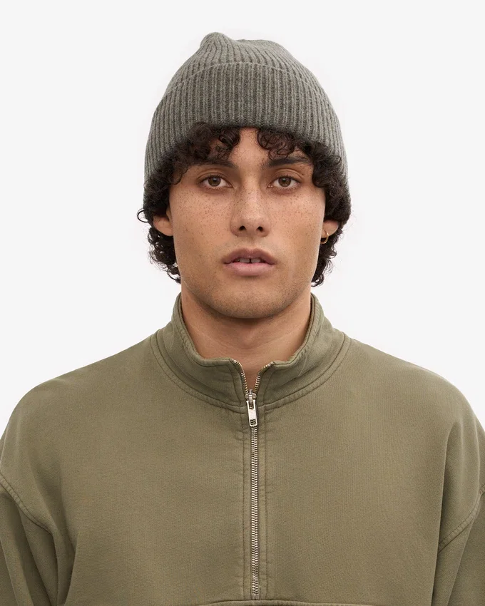 Gorro de lana merino - verde oliva apagado
