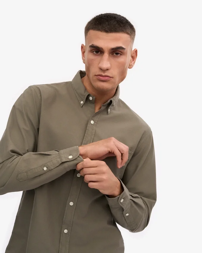Organic Button Down Shirt - Verde oliva polvoriento