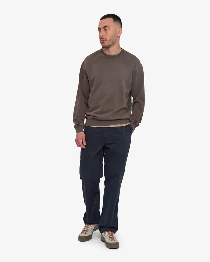 Suéter Classic Organic de cuello redondo - Barro descolorido