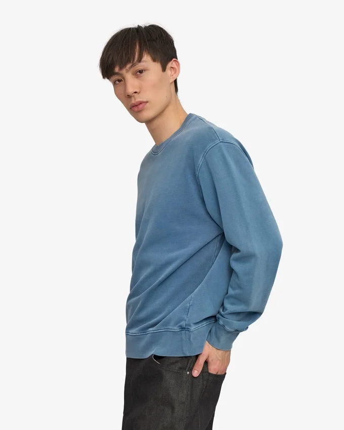 Suéter Classic Organic de cuello redondo - Índigo descolorido