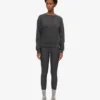 Suéter Classic Organic para mujer - Negro descolorido