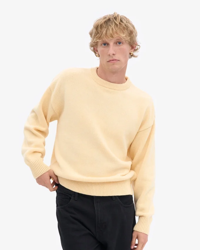 Suéter de cuello redondo oversize de lana merino - Amarillo suave