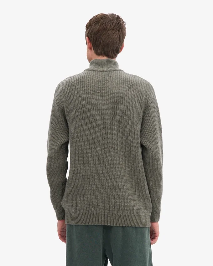 Suéter de merino con jerséu de media cremallera - Verde oliva polvoriento