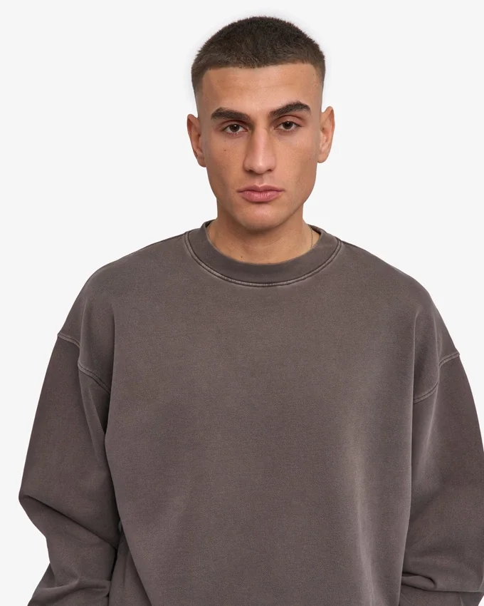 Suéter orgánico de cuello redondo oversize - Barro descolorido